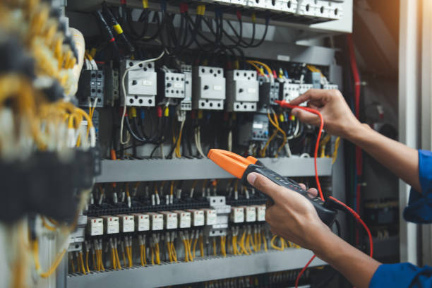 Best Circuit Breaker Repair  in Marshfield, WI